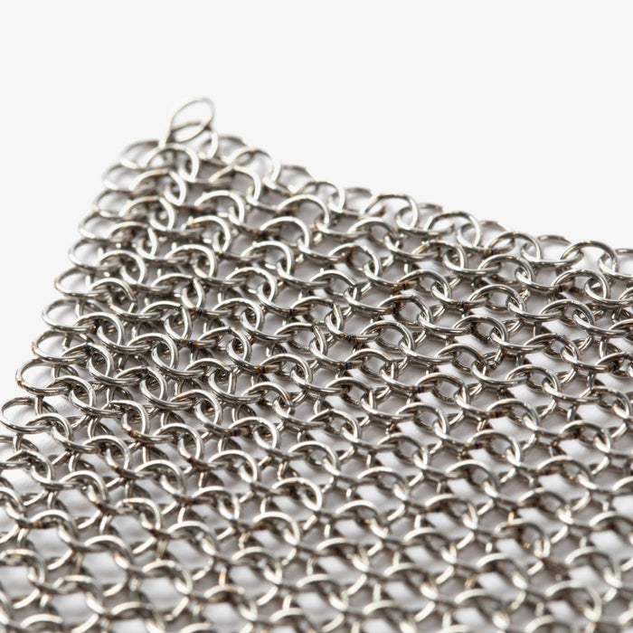 Texture close-up of the stainless rings of the Field Chain Mail Scrubber