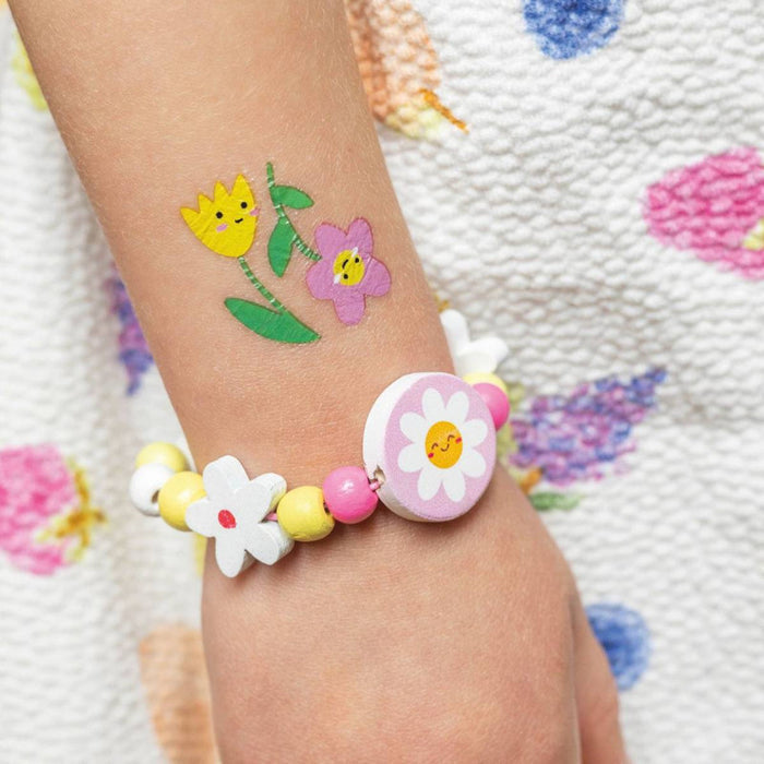 La Petite Epicerie Pro - Jewellery Kit - Bracelet - Flowers - Lifestyle Cut