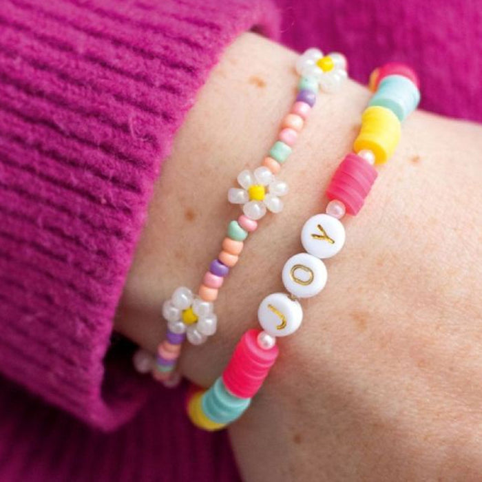 La Petite Epicerie Pro - Jewellery Kit - Bracelet - Joy  - Lifestyle Cut 1
