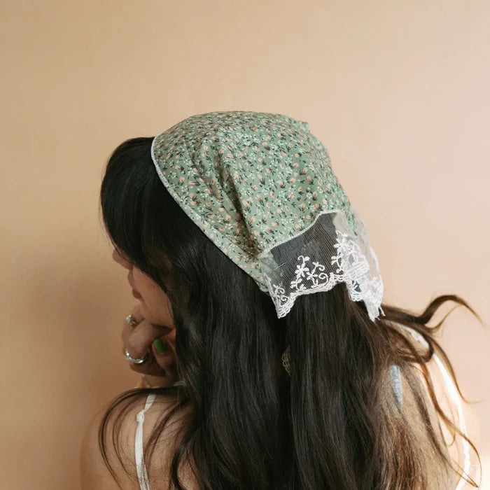 Little Bit of Lace Scarf - Green