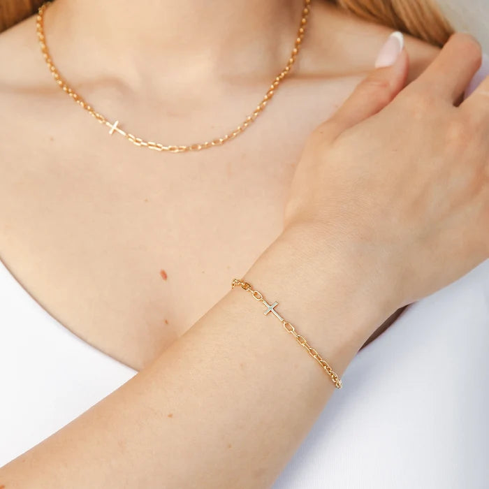 Mini Chain Breaker Cross Bracelet-Gold
