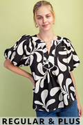 Modern Muse Black & White Printed Top