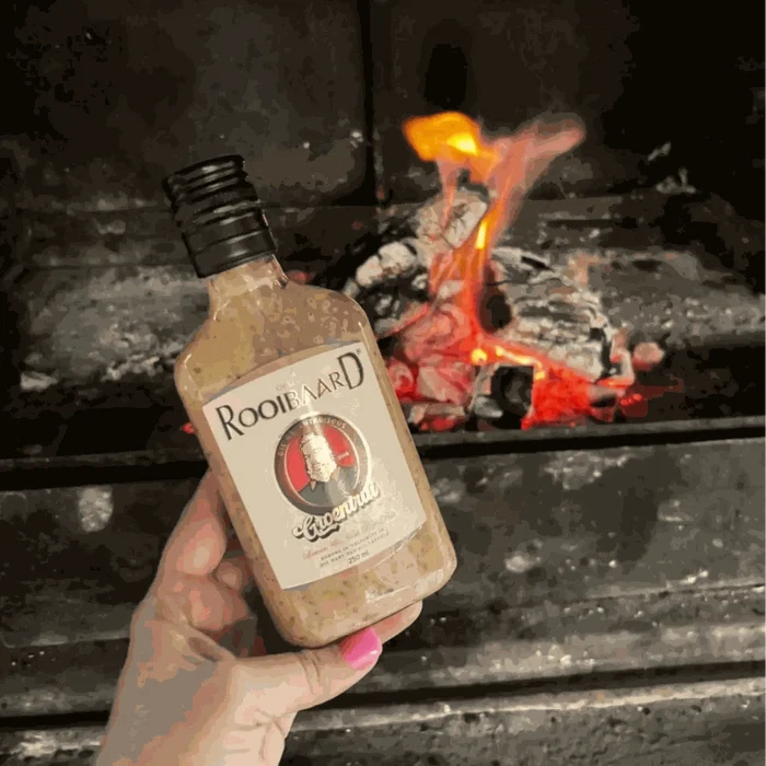 Rooibaard Groen Trui Chilli Sauce 250ml bottle for savory braai meat seasoning