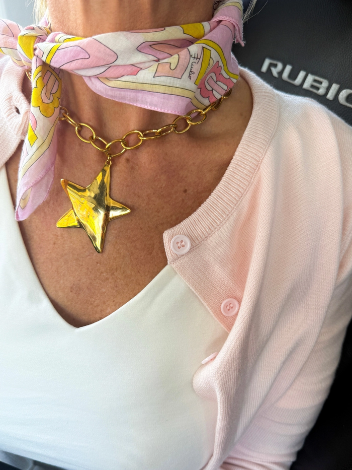 Shine Bright - Chunky Star Chansutt Pearls Necklace