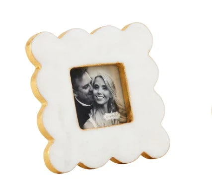 Square Scallop Marble Frame