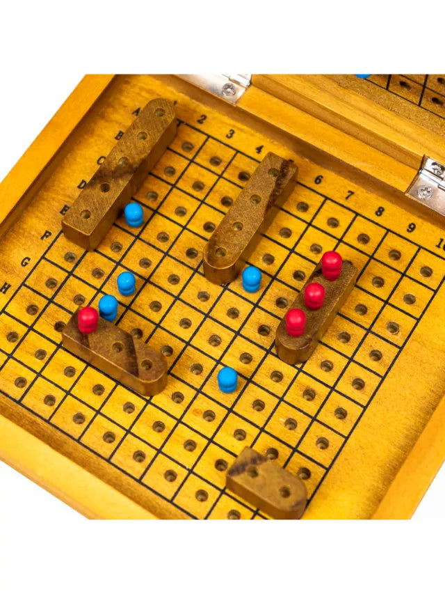 Professor Puzzle - Table Games - Sea Battle - Close Look 1