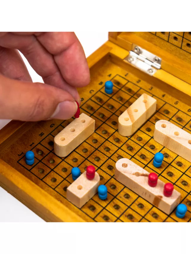 Professor Puzzle - Table Games - Sea Battle - Close Look 2