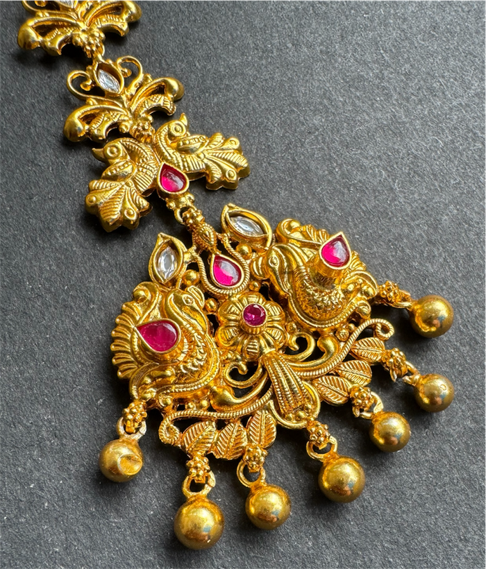 The Svarnika Silver Peacock Bridal Maang Tikka (Red)