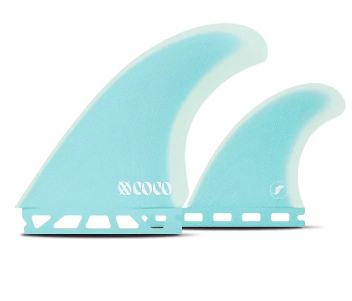 XO Coco Twin plus 1 fiberglass surfboard fins blue white Futures.